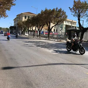 White Lux House In Town Θεσσαλονίκη