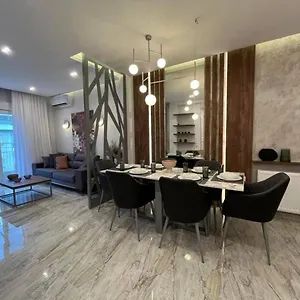 https://past-in-the-future.hotels-of-thessaloniki.com