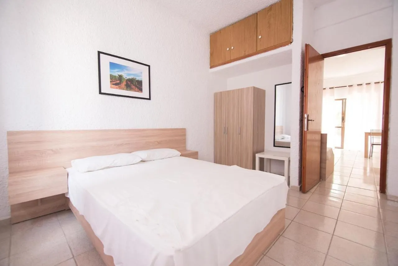 George'S Apartments Skala Fourkas