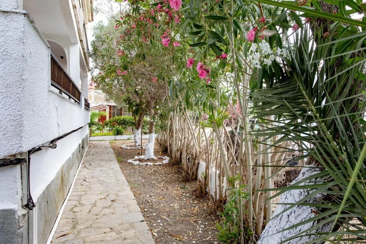 George'S Apartments Skala Fourkas Greece